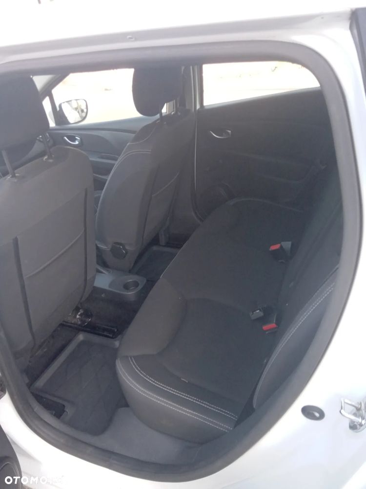 Renault Clio 1.5 dCi Energy Alize - 10