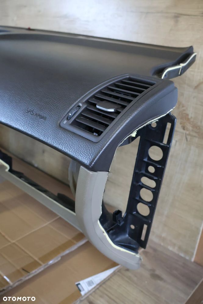 VOLVO XC90 I LIFT DESKA ROZDZIALCZA KONSOLA KOKPIT OAK BEŻOWA EUR 06-14 - 2