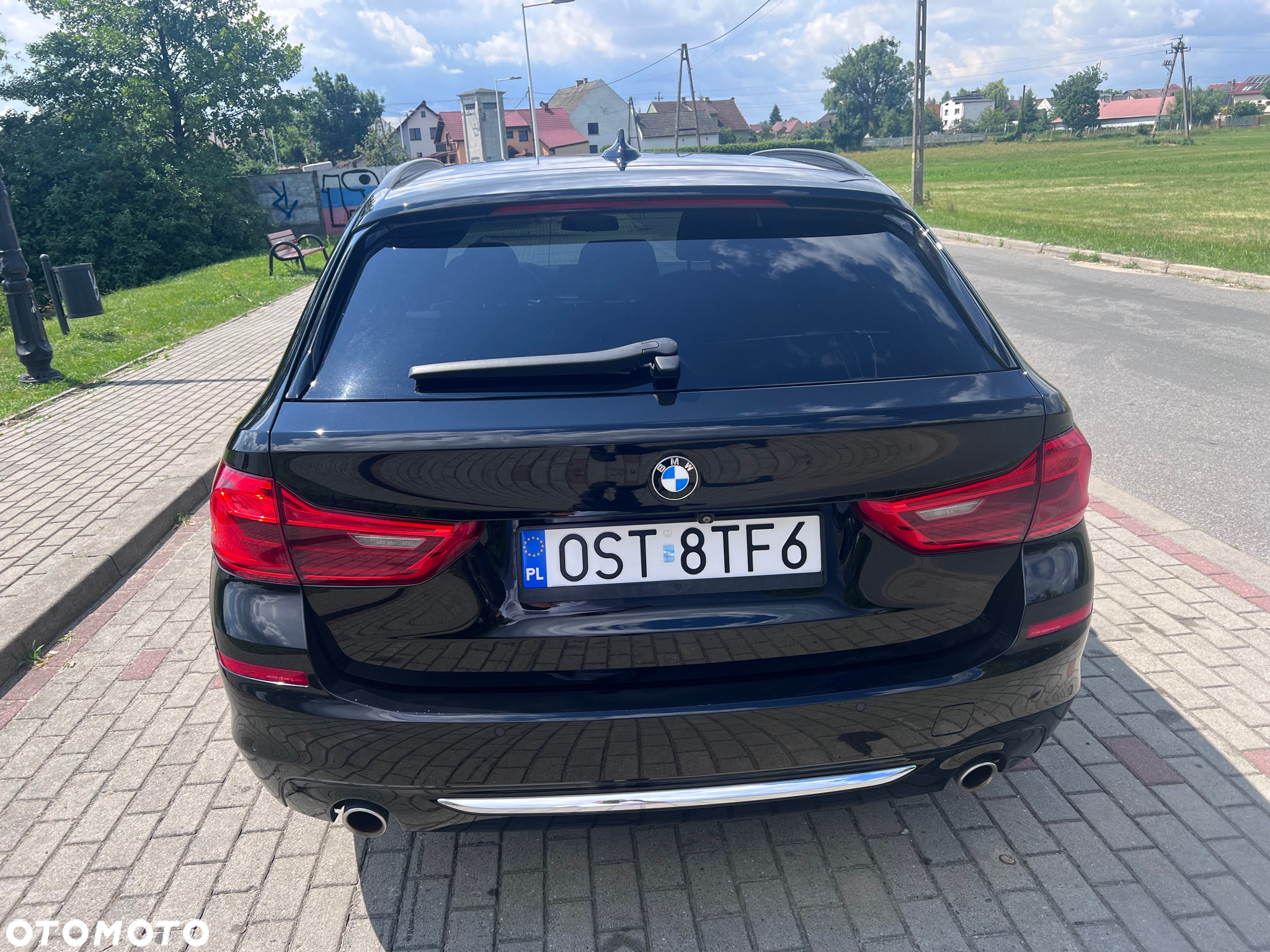 BMW Seria 5 520d Luxury Line - 9