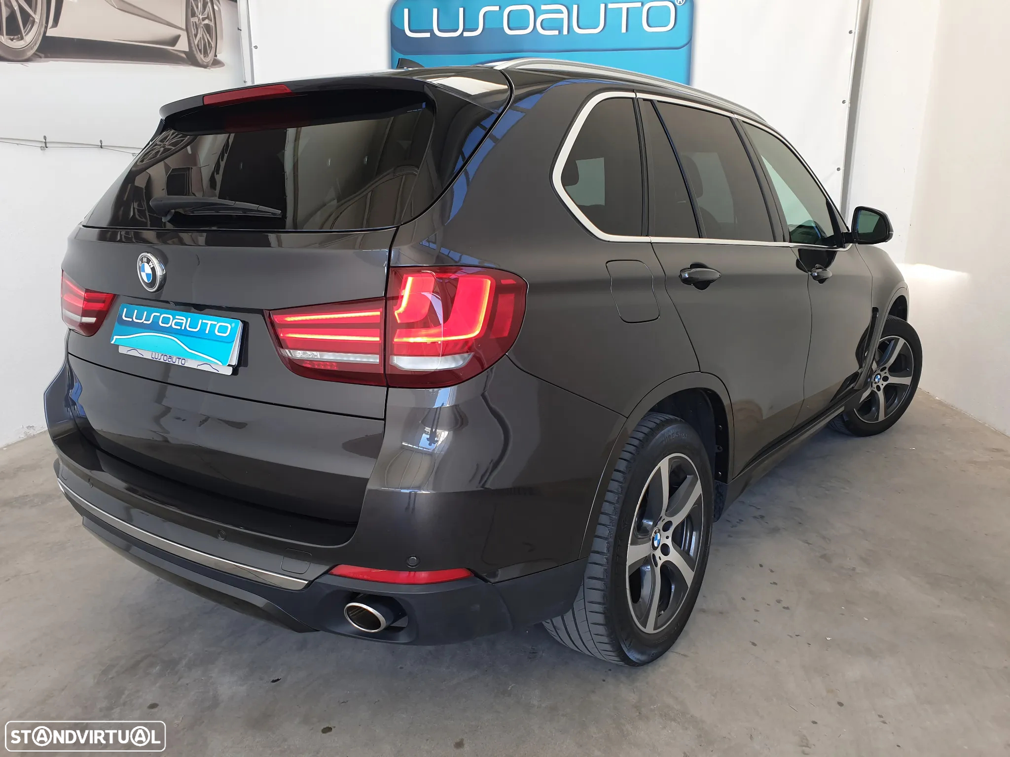 BMW X5 25 d sDrive Comfort 7L - 12