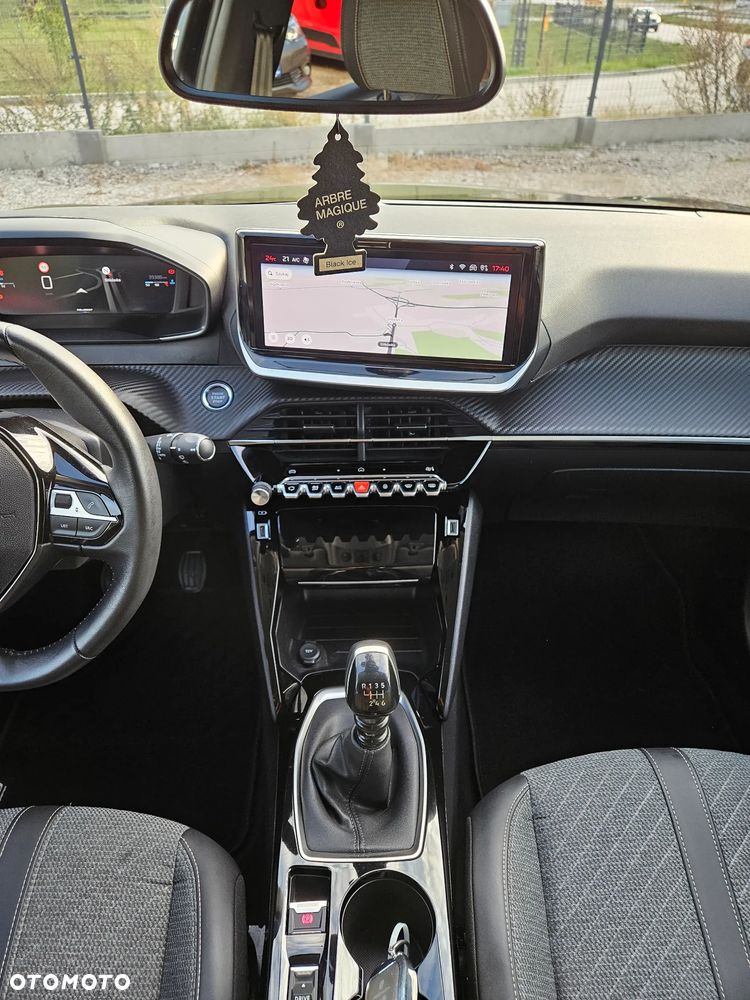 Peugeot 208 Benzin 100 Allure - 16