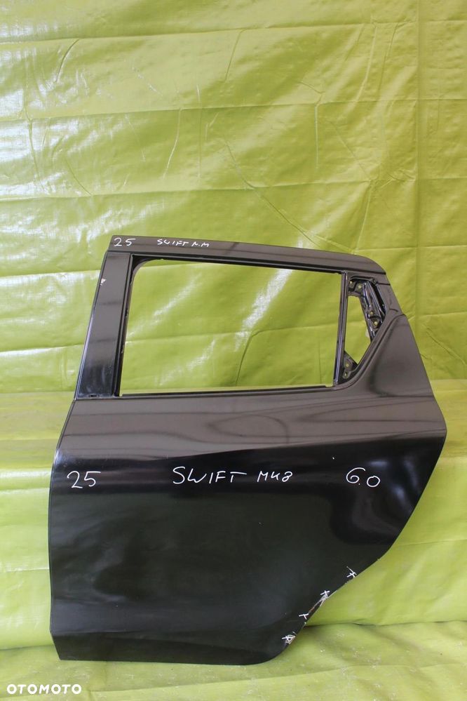 Drzwi Suzuki Swift VI po 2017r. tył lewy
