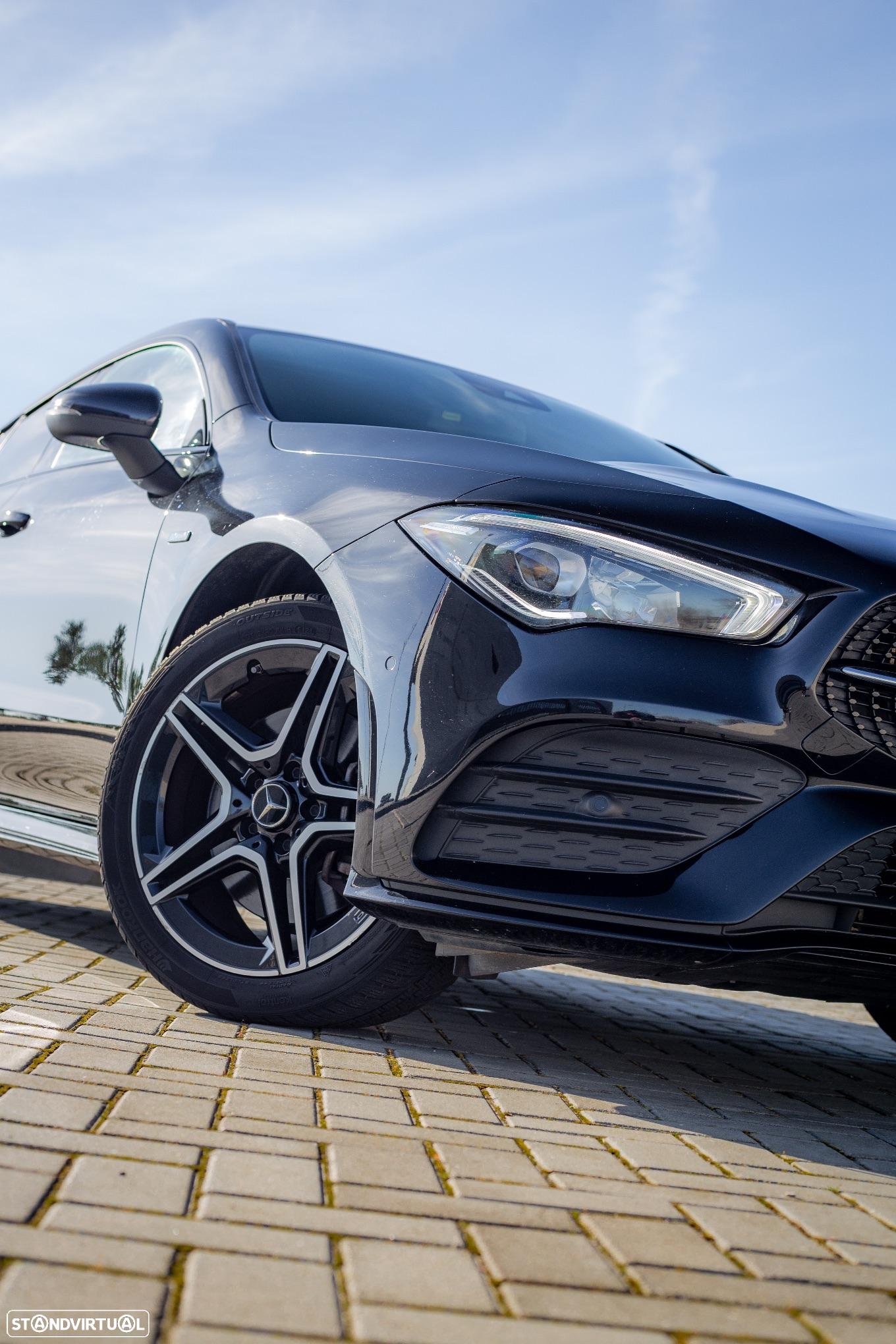 Mercedes-Benz CLA 250 e Shooting Brake AMG Line - 4