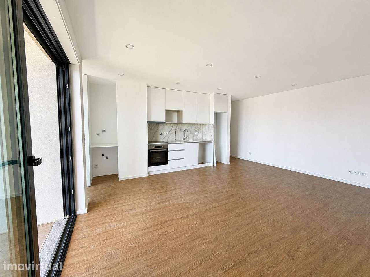 Apartamento T2 com Varanda | Novo - Grande imagem: 4/20
