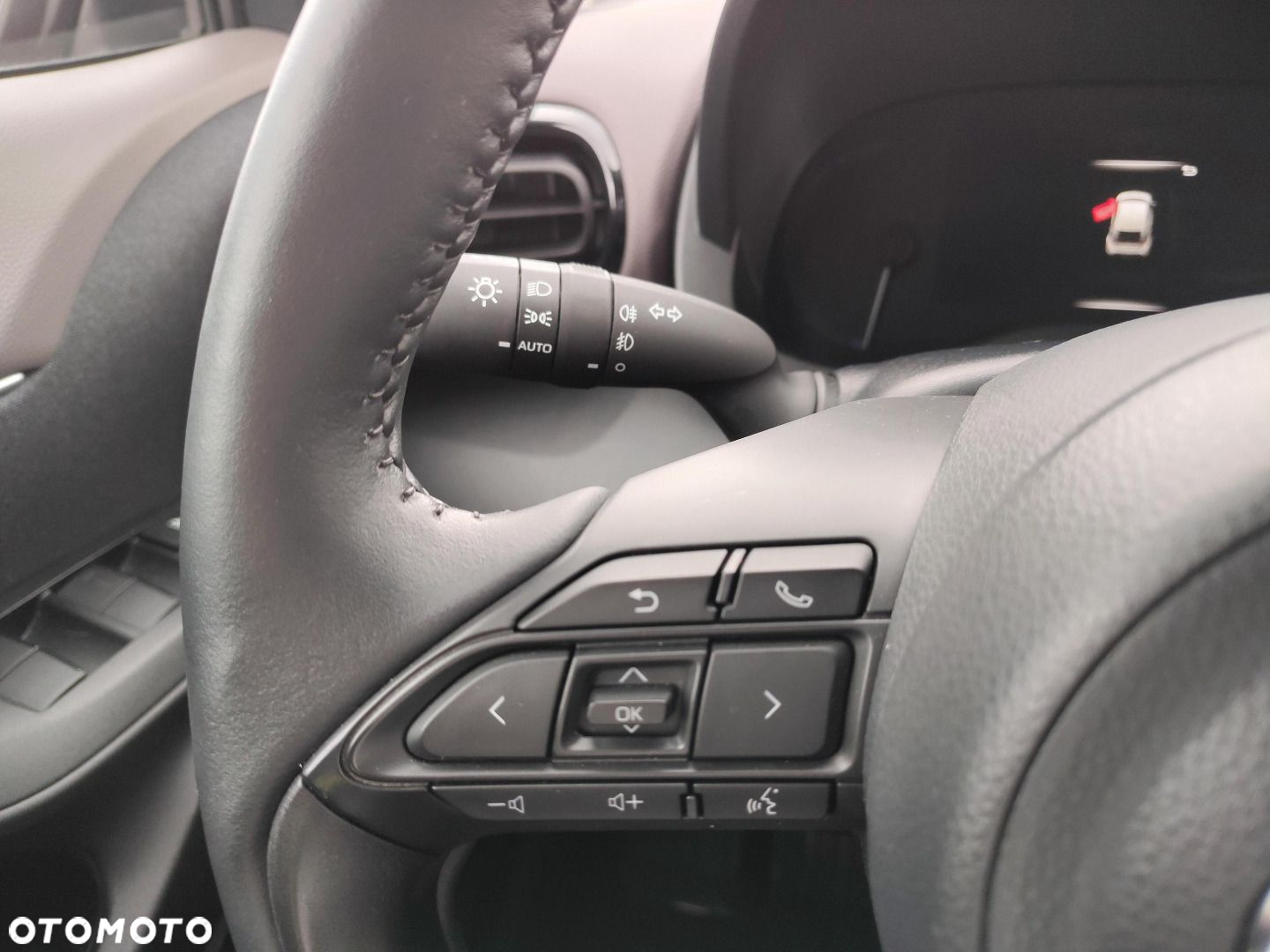 Toyota Yaris Cross - 16