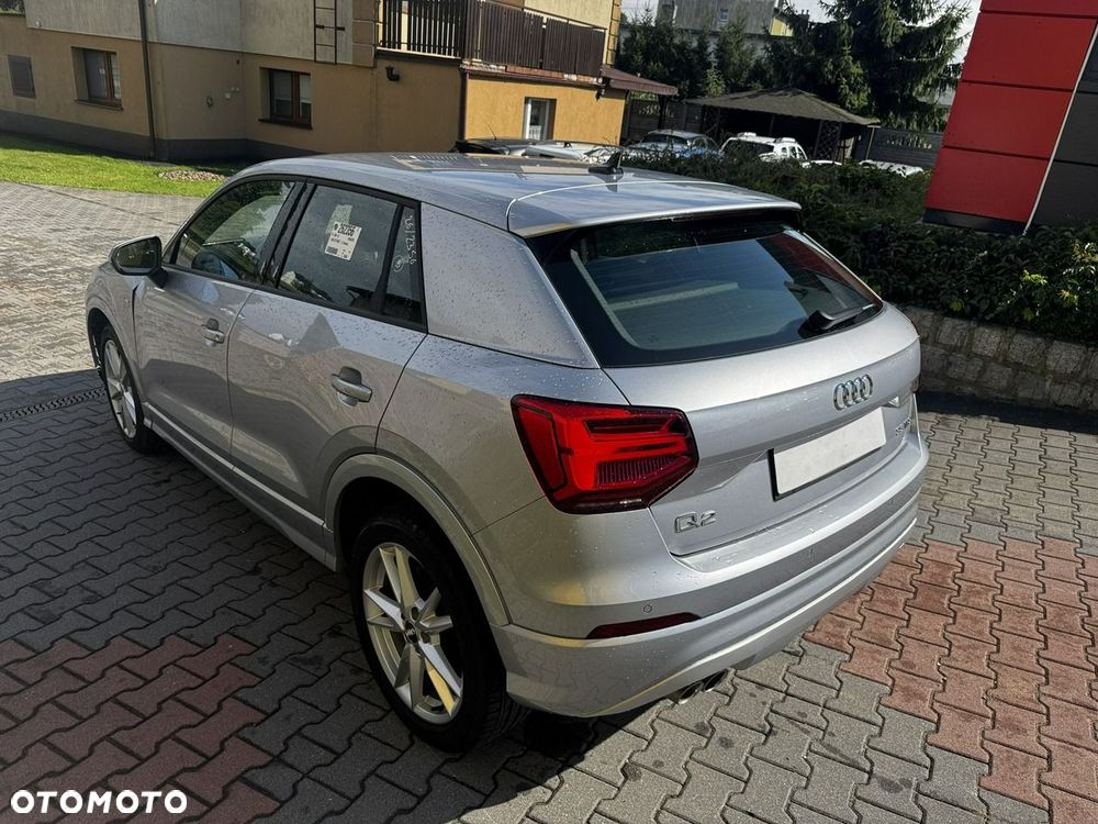 Audi Q2 35 TFSI S tronic S line - 4