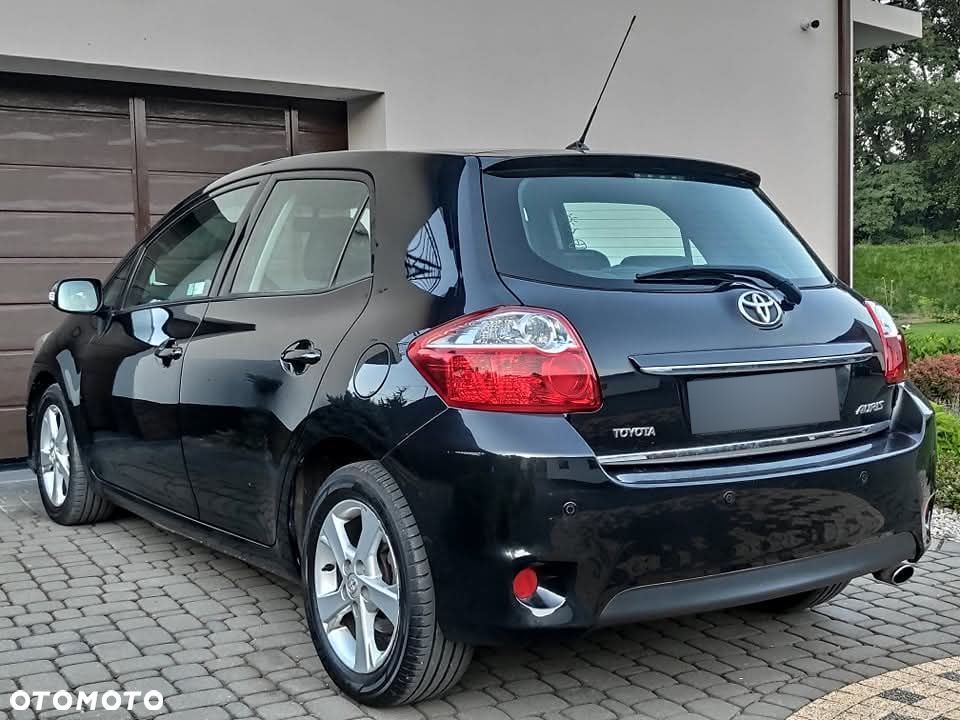 Toyota Auris 1.4 D-4D Premium EU5 - 4