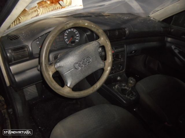 Carro MOT: 1Z AHH  AHU  UAC AUDI A4 1996 1.9TDI 90CV 4P PRETO DIESEL - 8