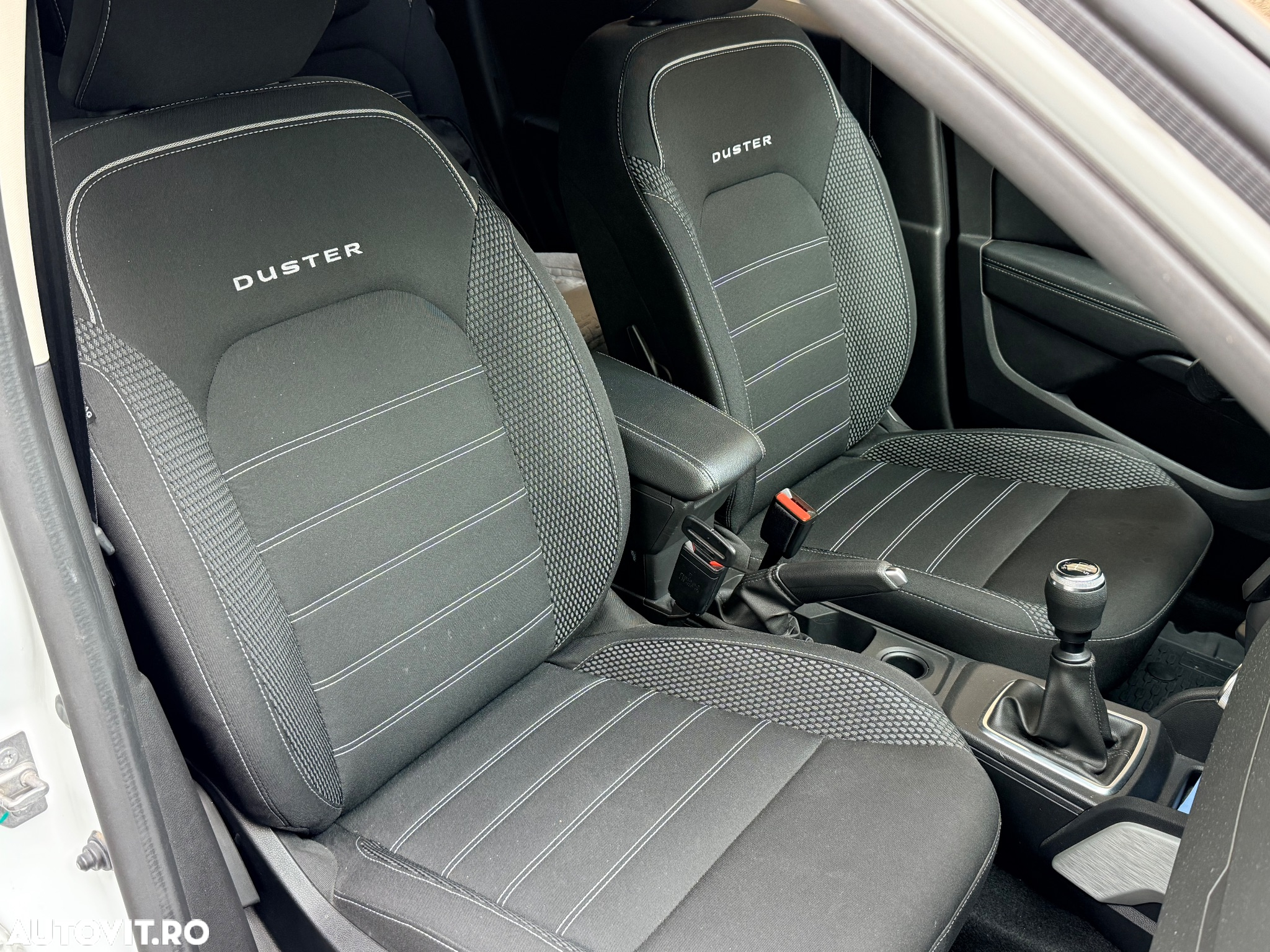 Dacia Duster TCe 130 GPF Prestige jante 17" - 15