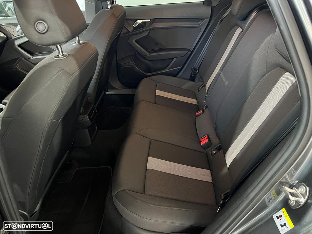 Audi A3 Sportback 30 TDI S line S tronic - 13