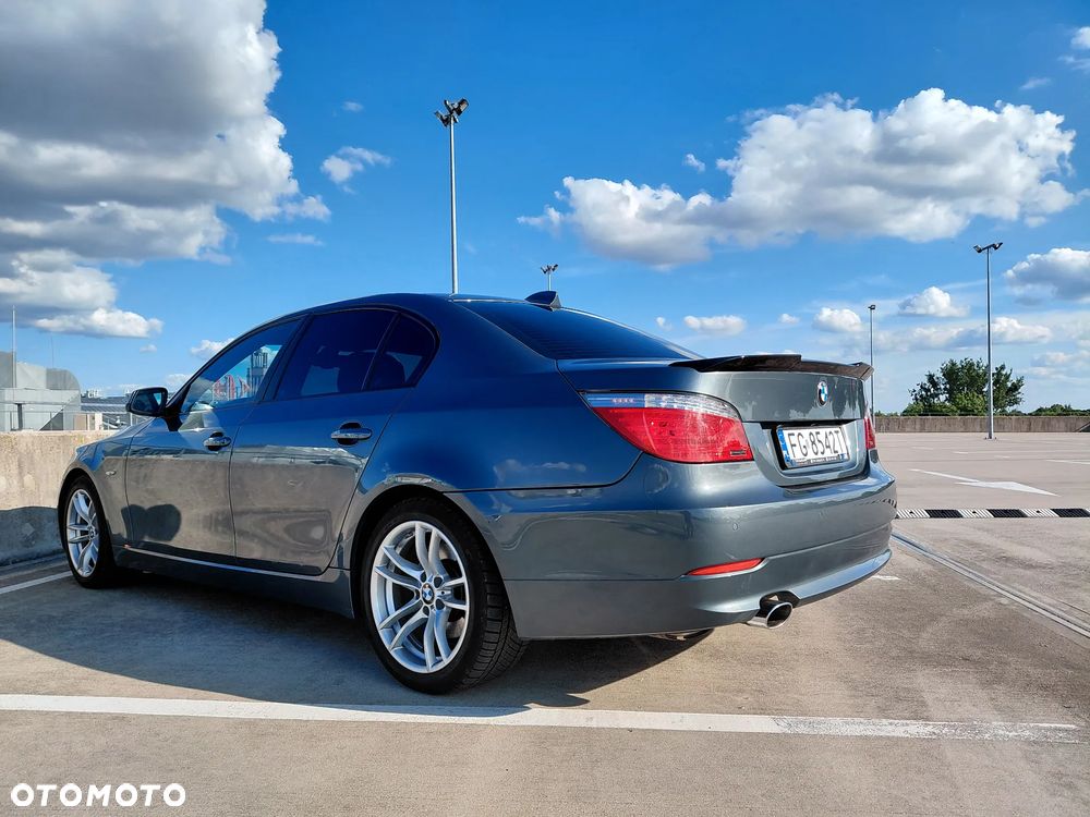 BMW Seria 5 520d Edition Sport - 3
