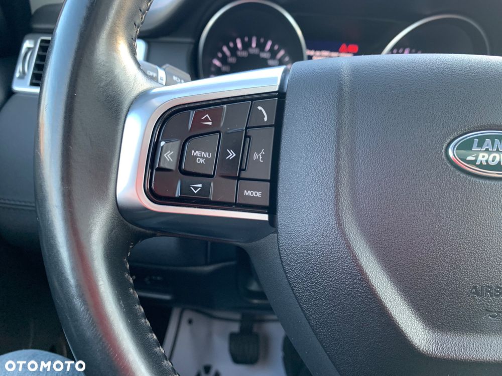 Land Rover Discovery - 24