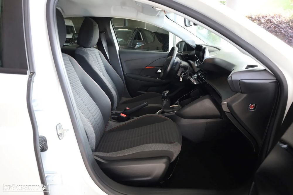 Peugeot 208 1.2 PureTech Active - 30