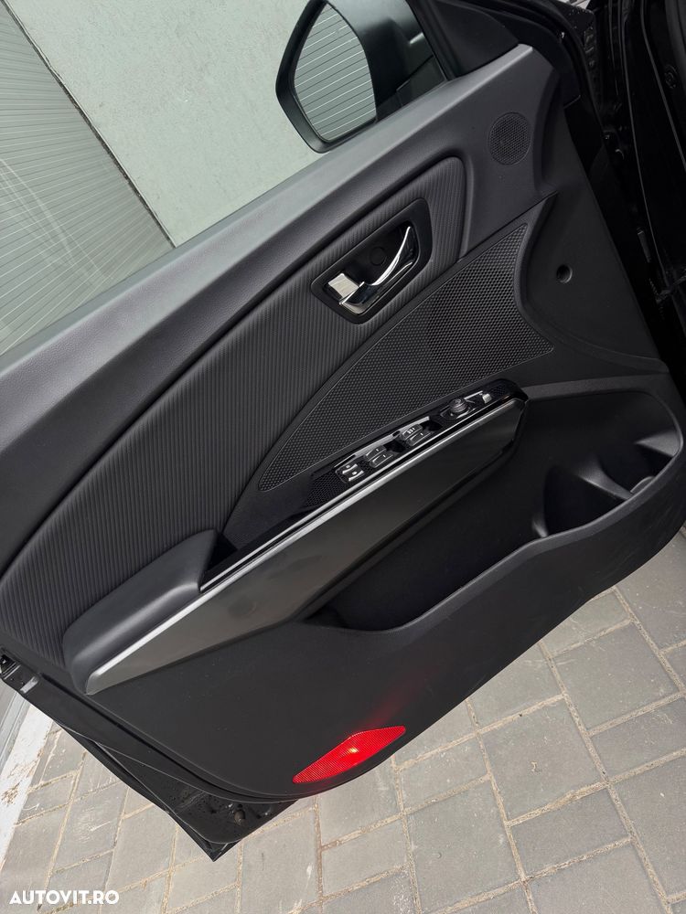 SsangYong Tivoli - 24