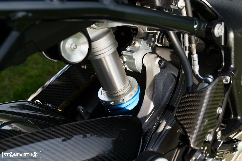 BMW M 1000 RR - 20