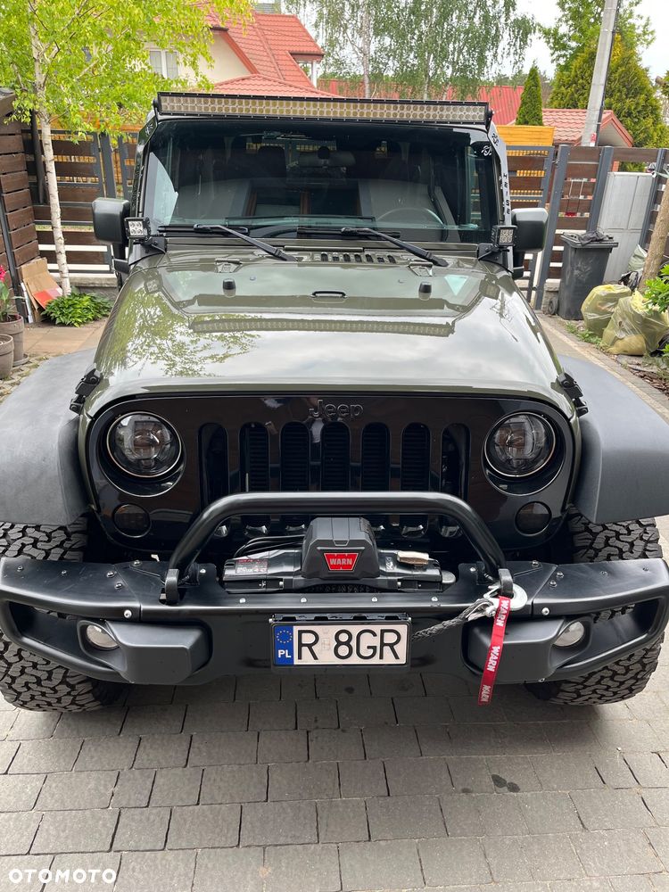 Jeep Wrangler - 2
