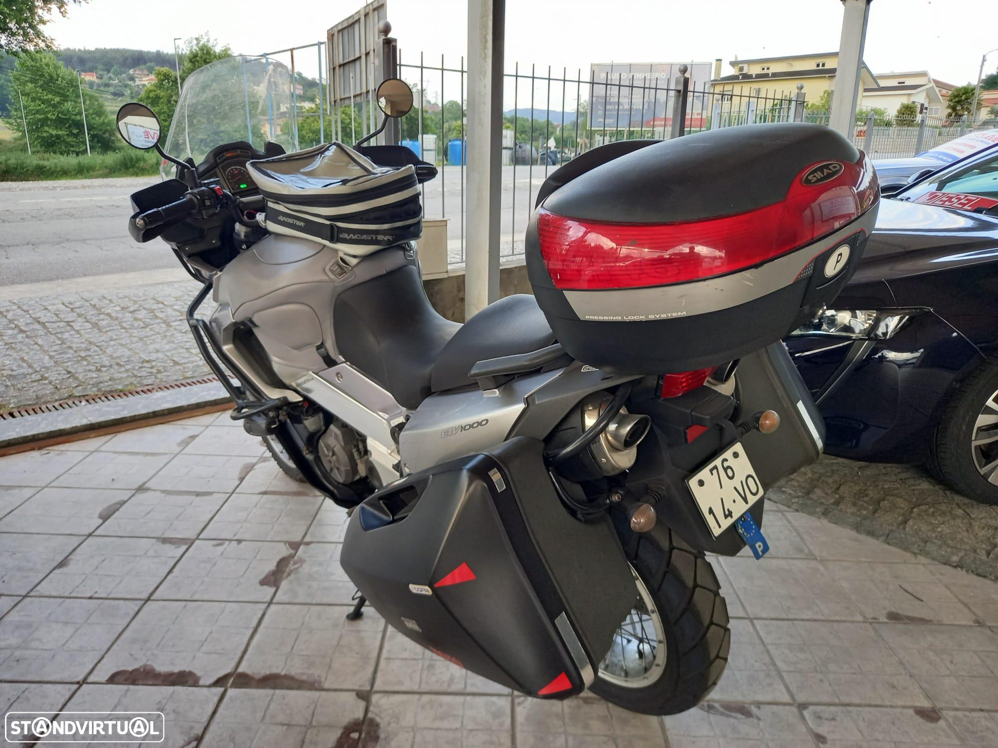 Aprilia Caponord - 2