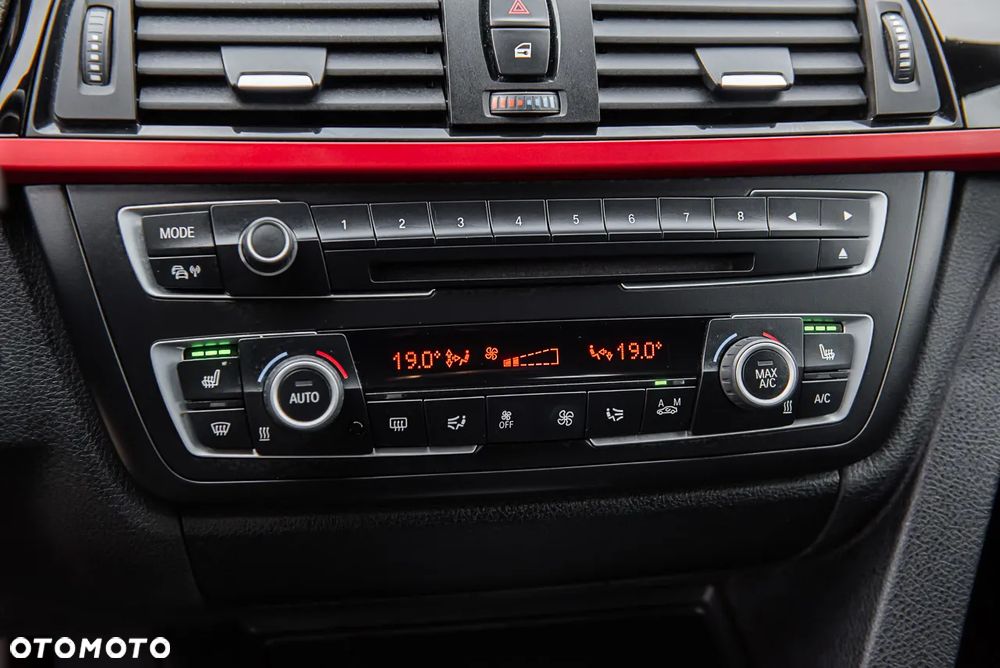 BMW 3GT 320d xDrive Sport Line - 26