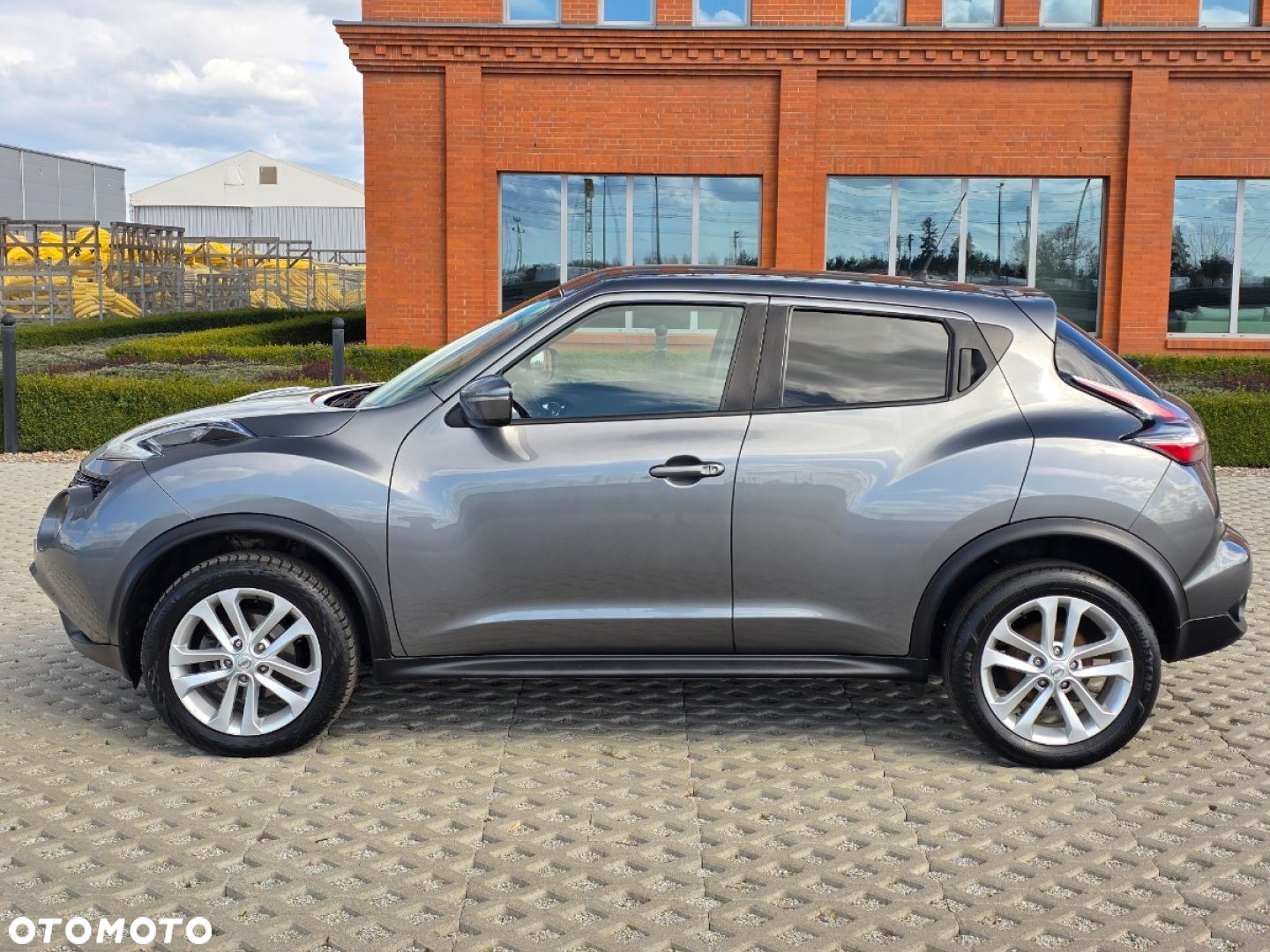 Nissan Juke - 32