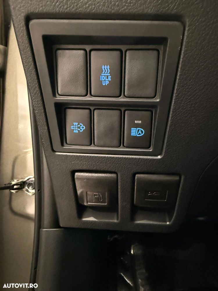 Toyota Hilux 2.8D 204CP 4x4 Double Cab AT Invincible - 13