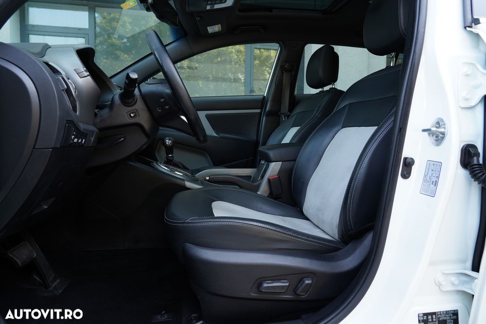 Kia Sportage 2.0 DSL HP 6AT 4x4 Style - 18