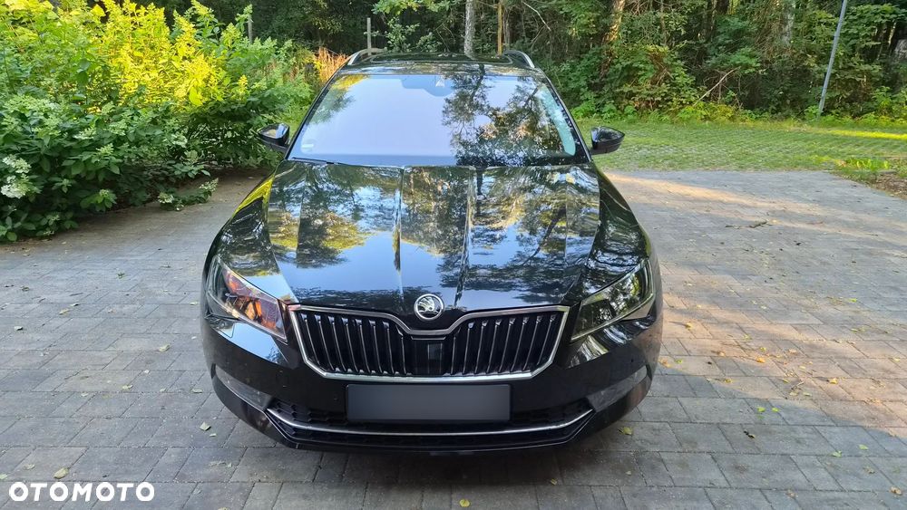 Skoda Superb 2.0 TDI 4x4 L&K DSG - 2