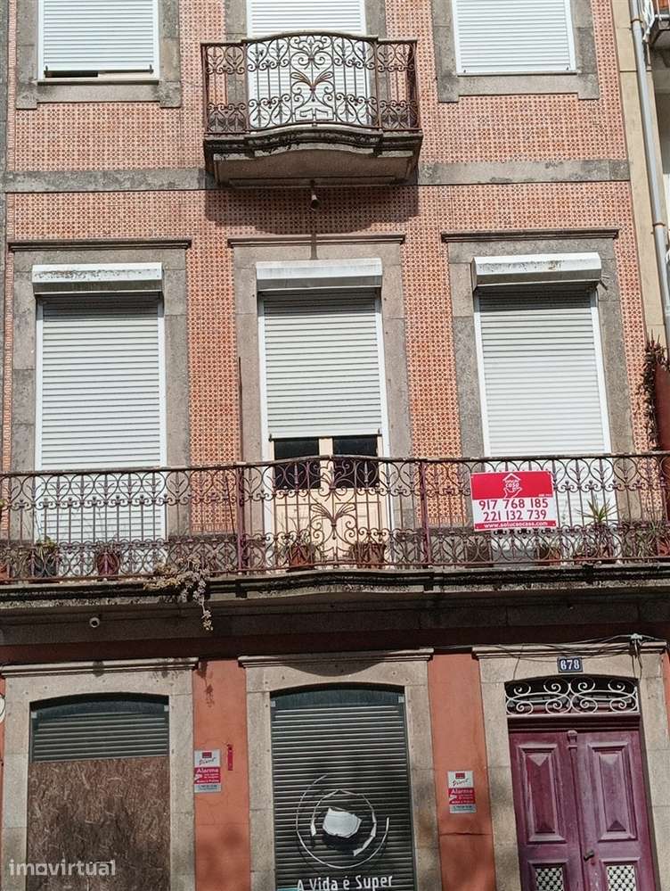 📍 Prédio no centro do Porto! - Grande imagem: 3/46