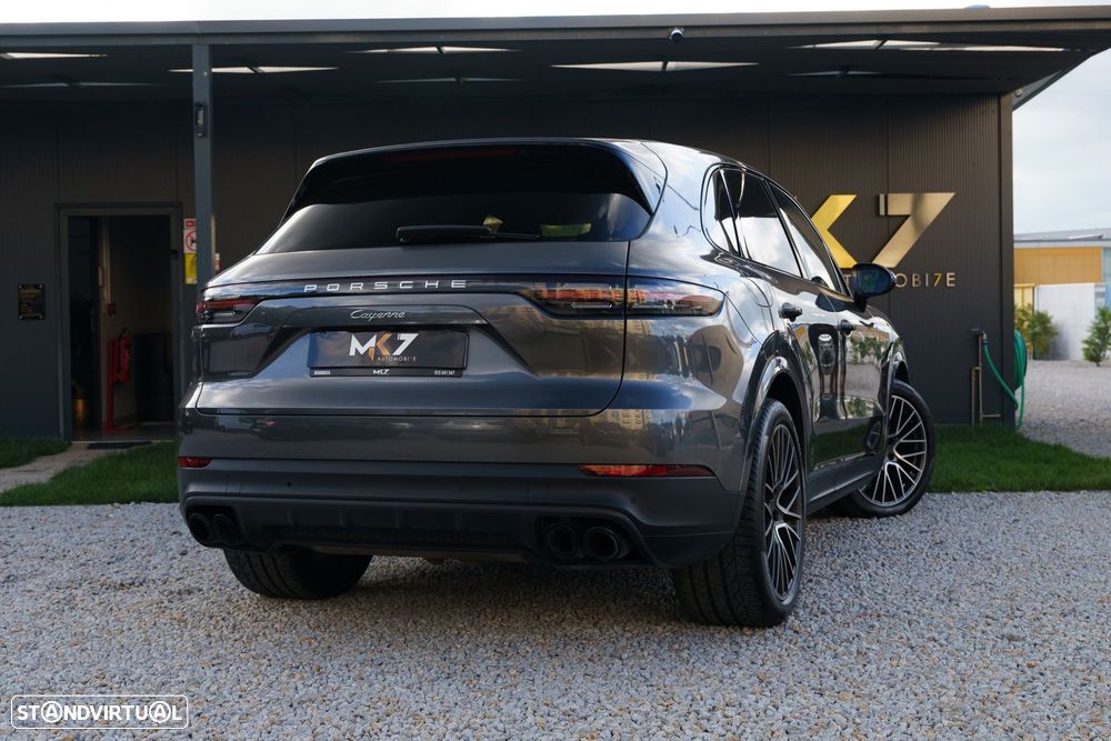 Porsche Cayenne Platinum Edition - 8