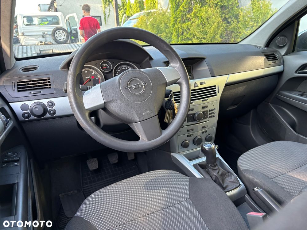 Opel Astra 1.3 CDTI Cosmo - 14