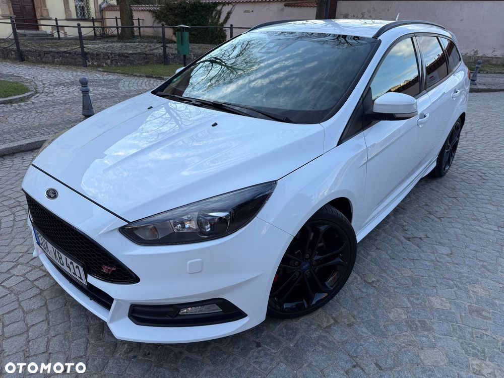 Ford Focus 2.0 TDCi ST - 15
