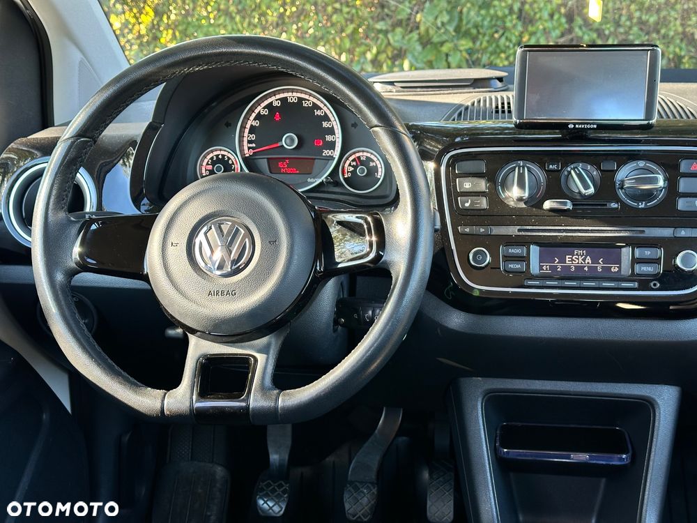 Volkswagen up! 1.0 high - 11