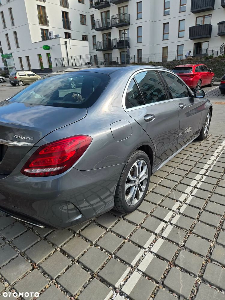 Mercedes-Benz Klasa C 200 4-Matic 7G-TRONIC - 7