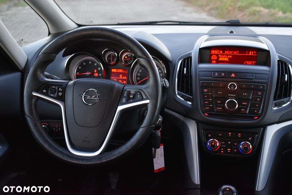 Opel Zafira Tourer 1.4 Turbo Innovation - 18
