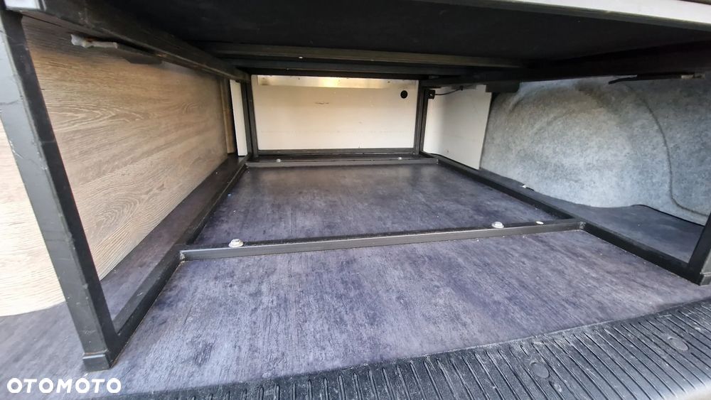 Volkswagen Transporter - 13