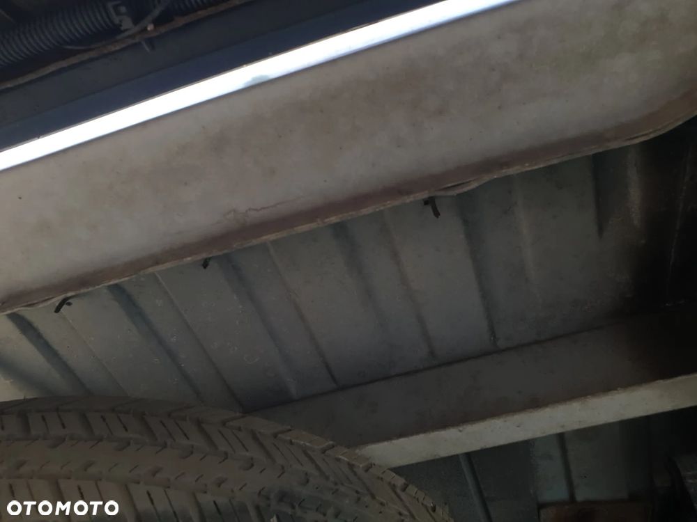 Chevrolet Astro - 34