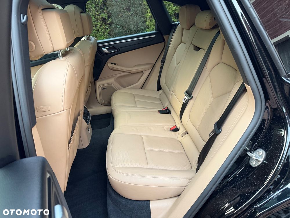 Porsche Macan PDK - 23
