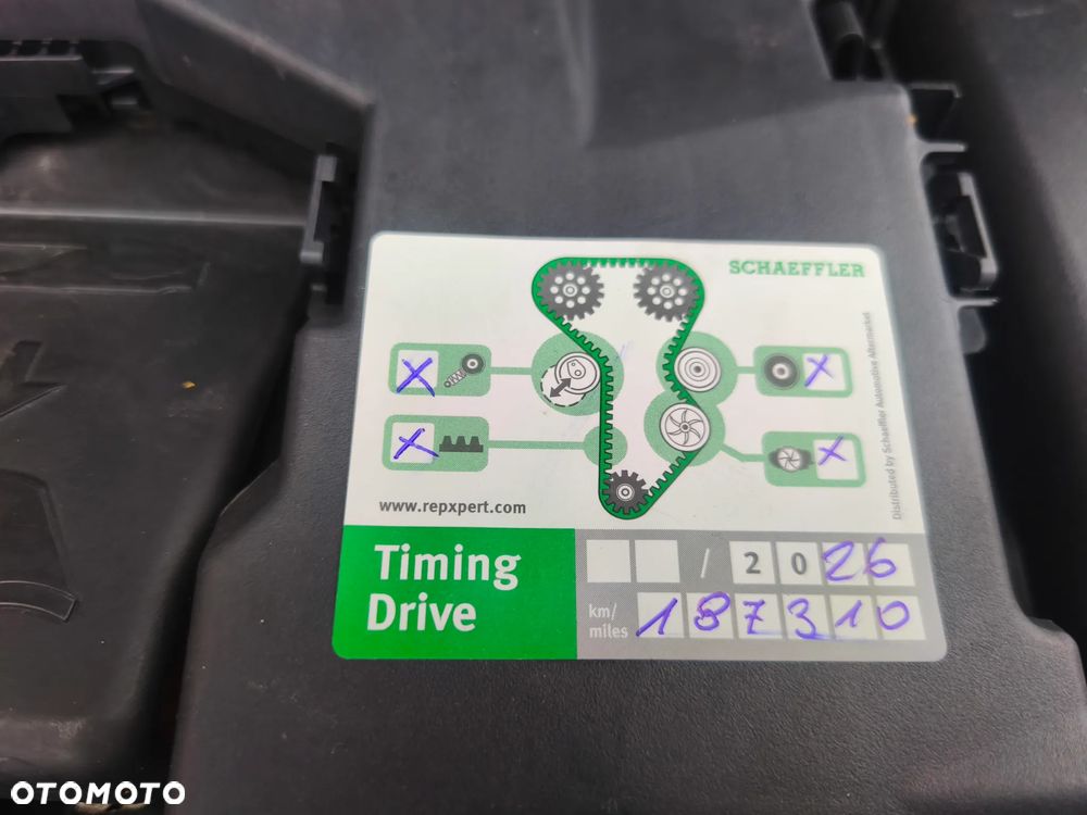 Citroën C4 BlueHDi 120 Stop&Start Business Class - 25