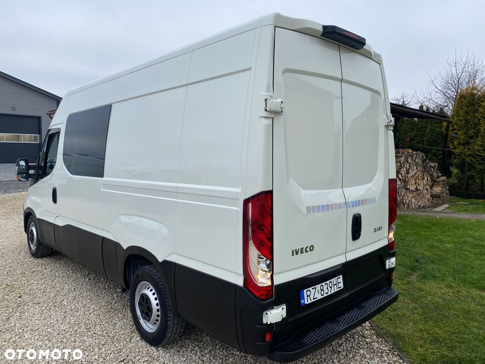 Iveco DAILY Brygadowe, 7-osobowe, serwisowane - 28