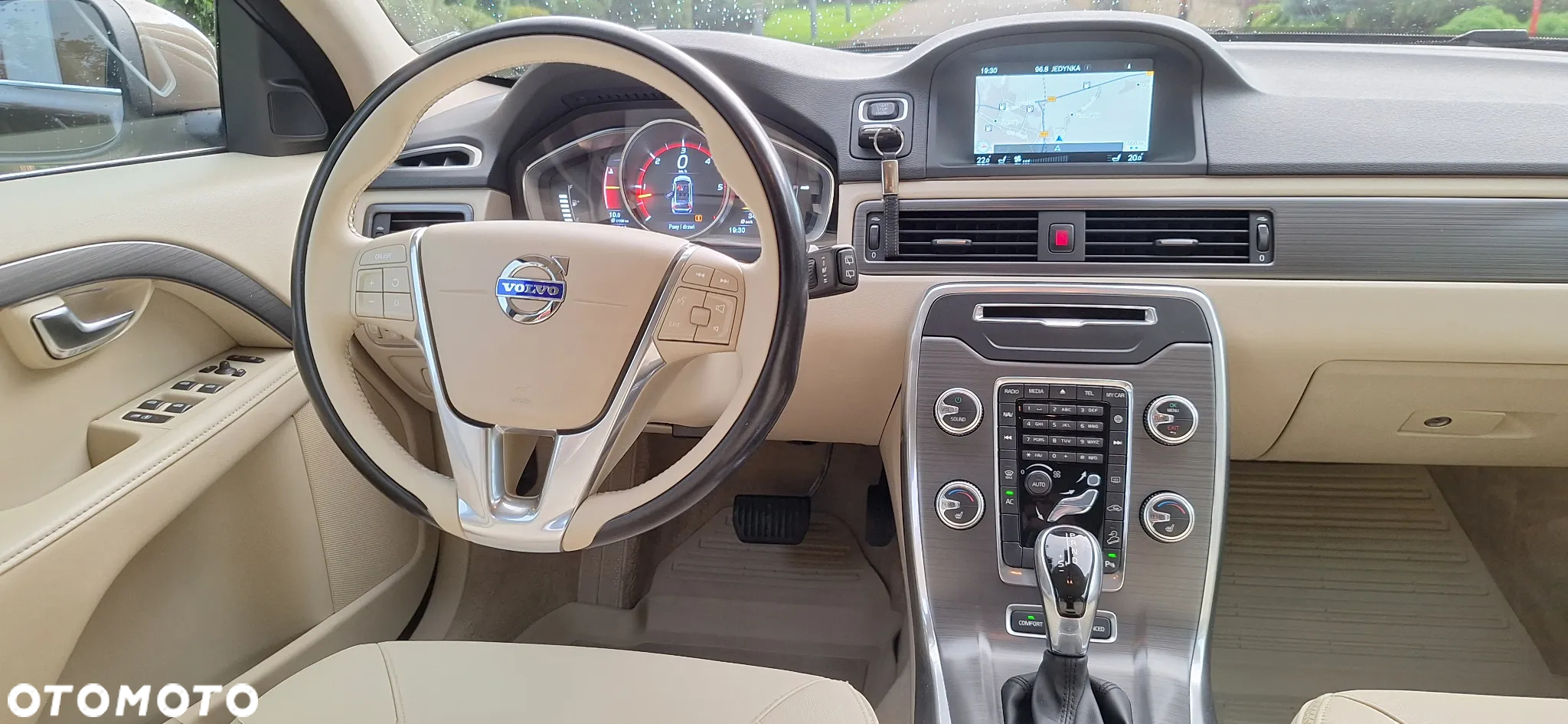 Volvo XC 70 D5 AWD Summum - 14