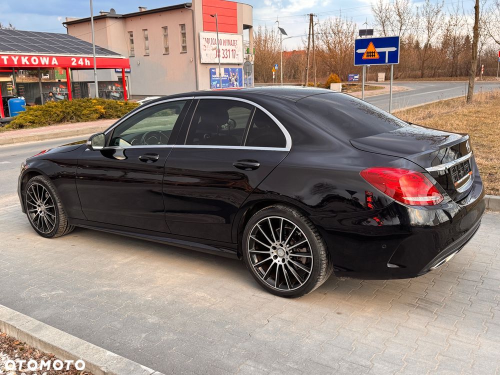 Mercedes-Benz Klasa C 200 7G-TRONIC AMG Line - 33