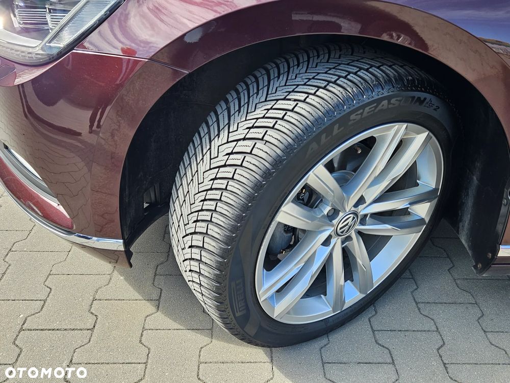 Volkswagen Passat - 8