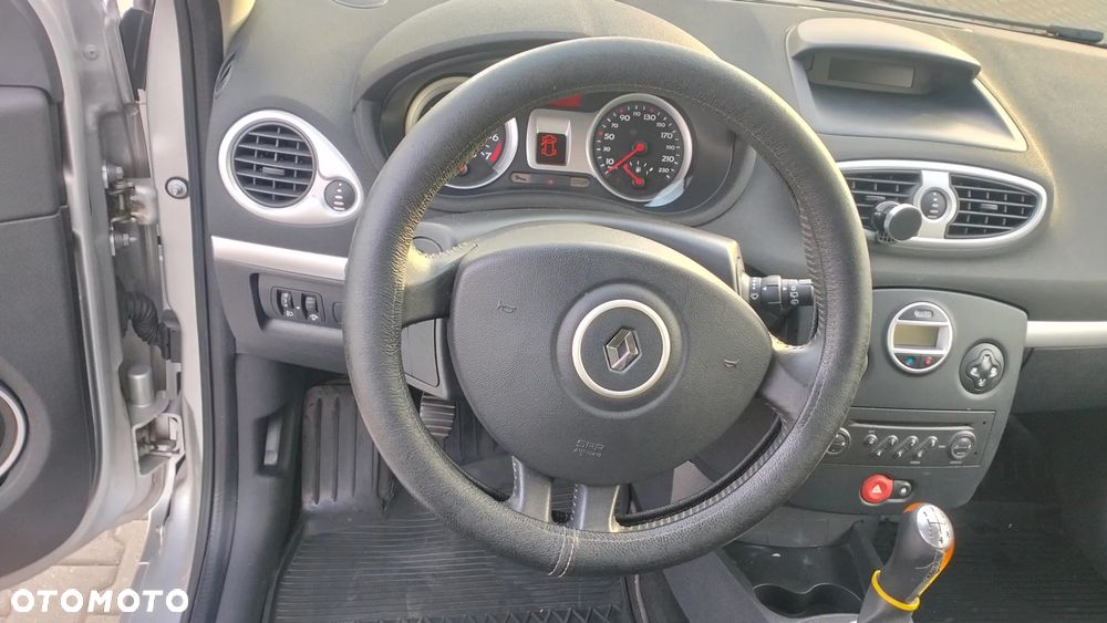Renault Clio 1.2 TCE Authentique - 5