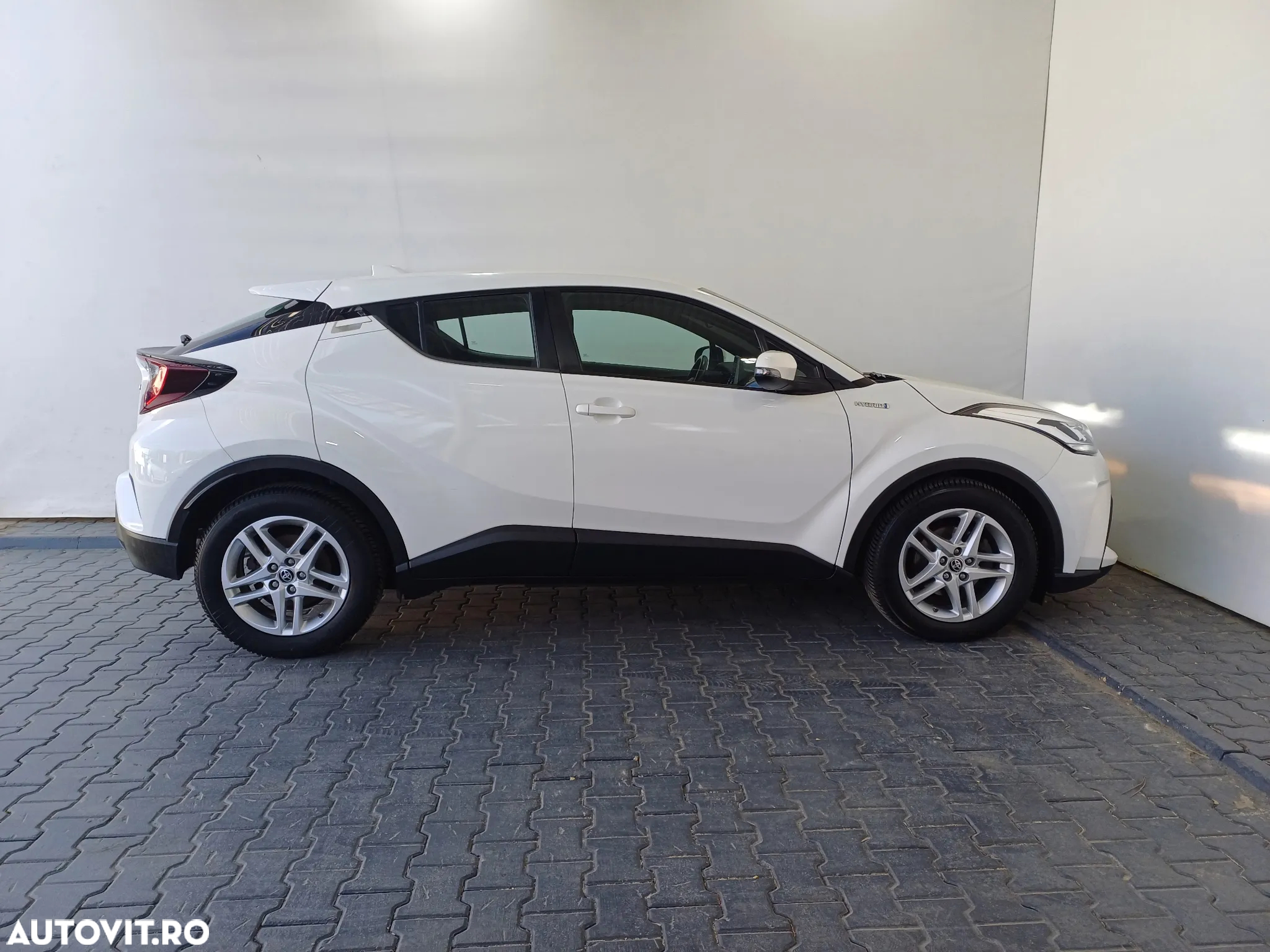 Toyota C-HR 1.8 HSD 122 CP 4x2 CVT C-enter - 31