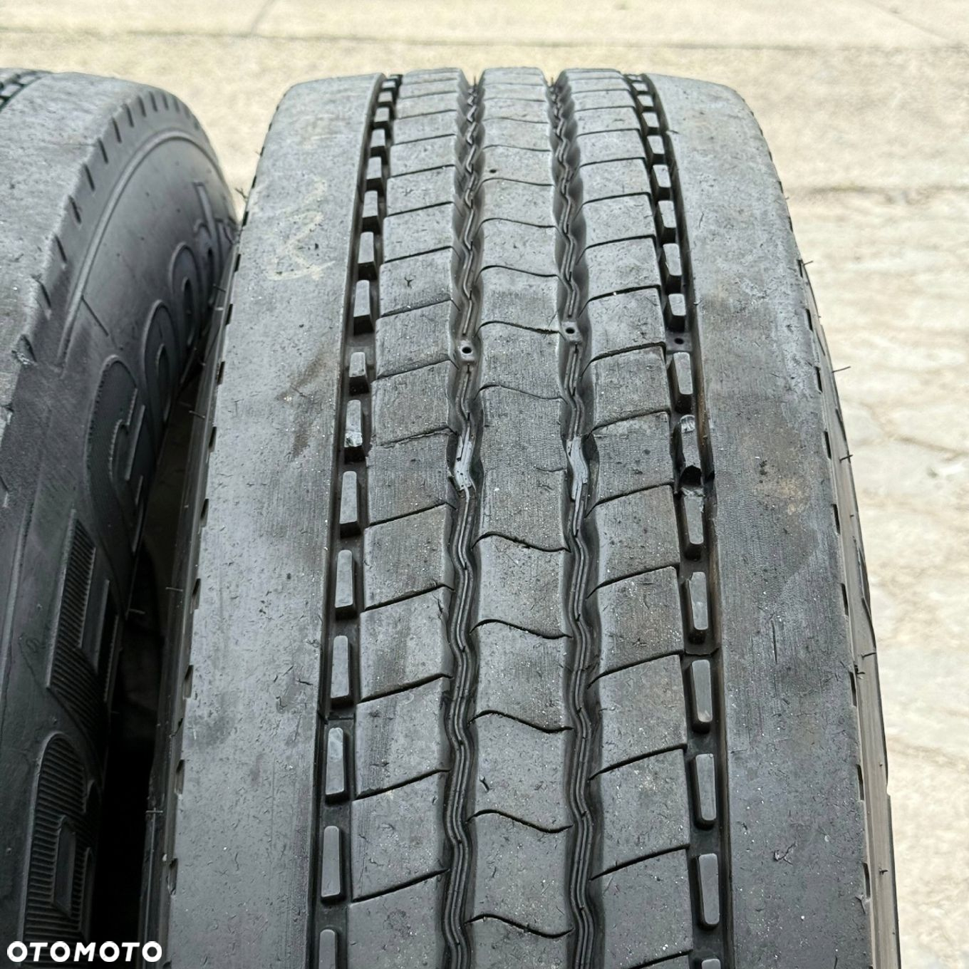 315/80R22.5 BF GOODRICH ROUTE CONTROL S VG 10-11mm 2023R PRZÓD PARA TP784 - 3