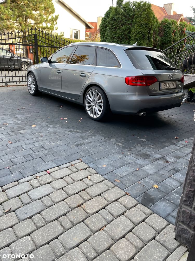 Audi A4 - 4
