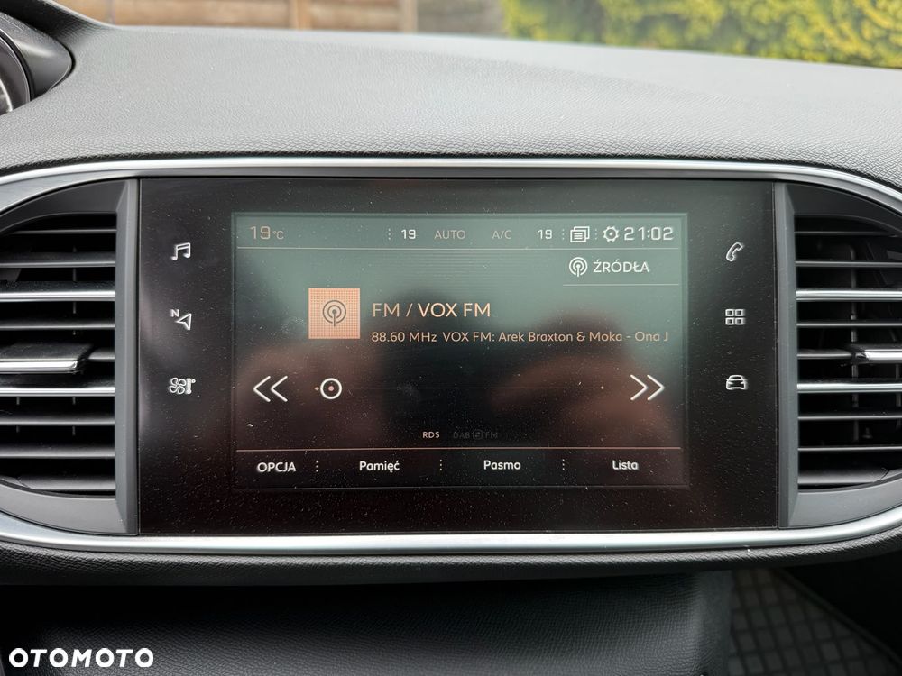 Peugeot 308 BlueHDi FAP 120 EAT6 Stop & Start Allure - 21
