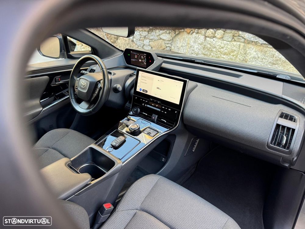Toyota bZ4X 71,4 kWh Premium AWD - 31