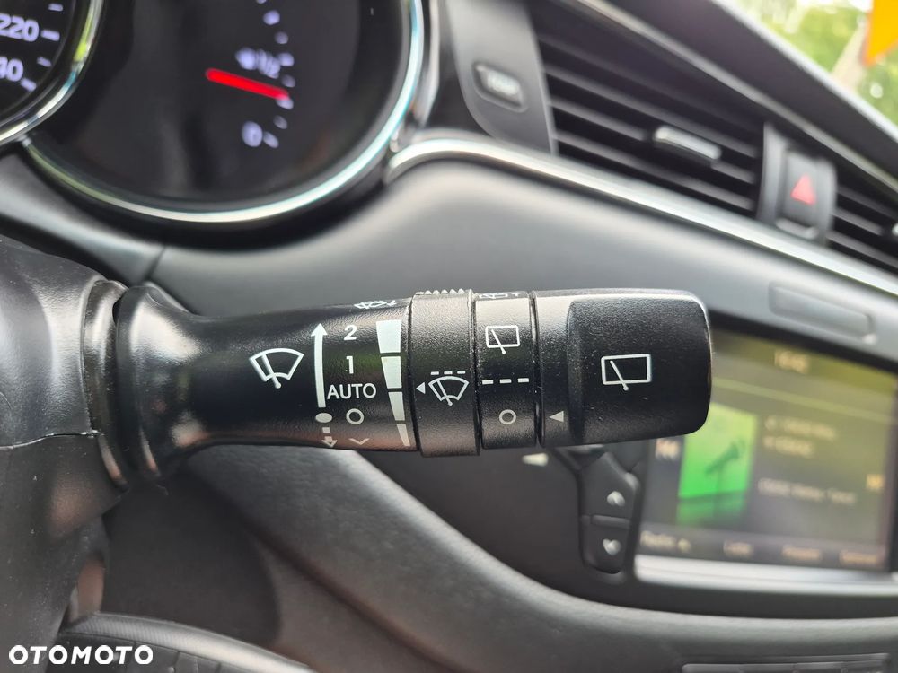 Kia Ceed 1.6 CRDi 136 ISG GT Line - 14