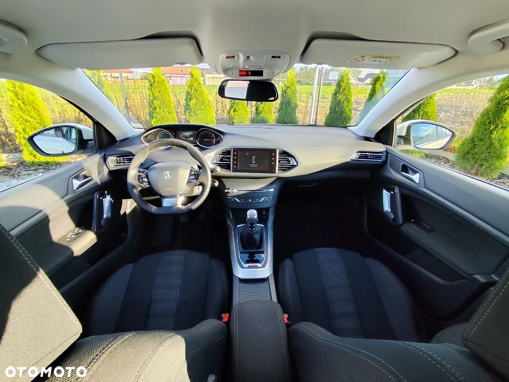 Peugeot 308 PureTech 130 Active Pack - 13