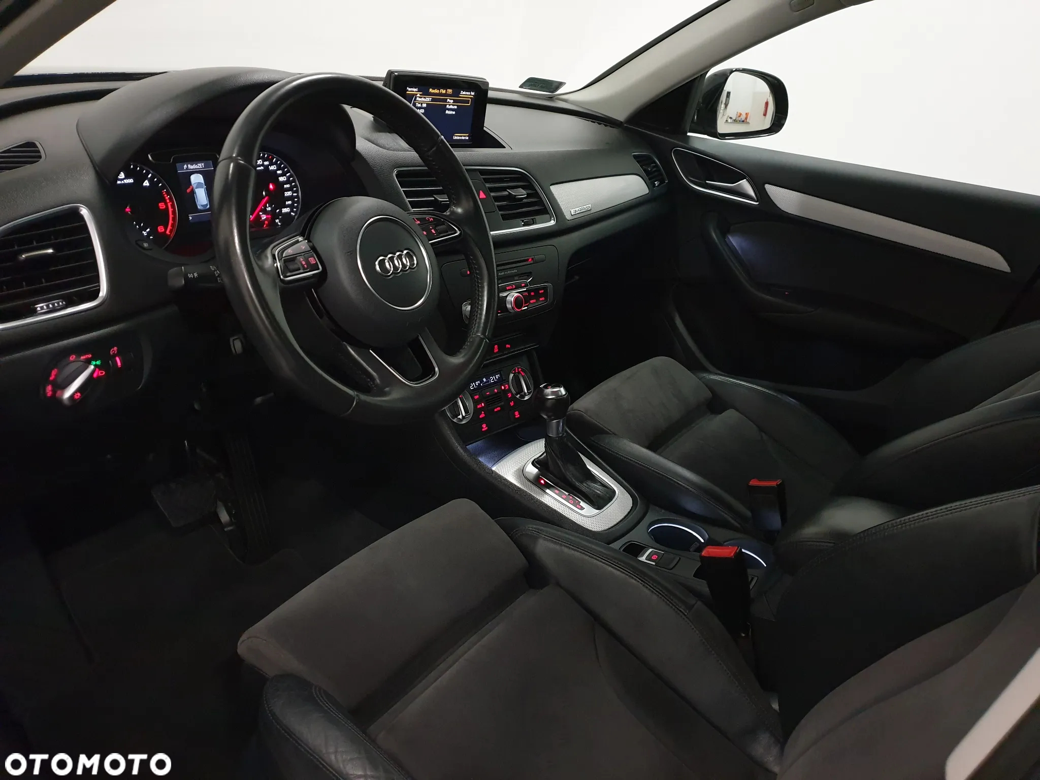 Audi Q3 2.0 TDI Quattro S tronic - 36